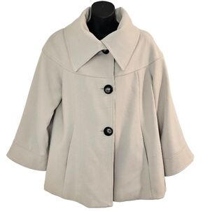 [Pizazz] Elegant Cream Wide Collar Swing Button Down Coat Women Medium